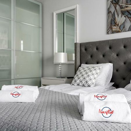 West Side Apartment Варшава Экстерьер фото