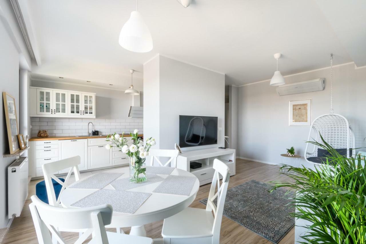 West Side Apartment Варшава Экстерьер фото