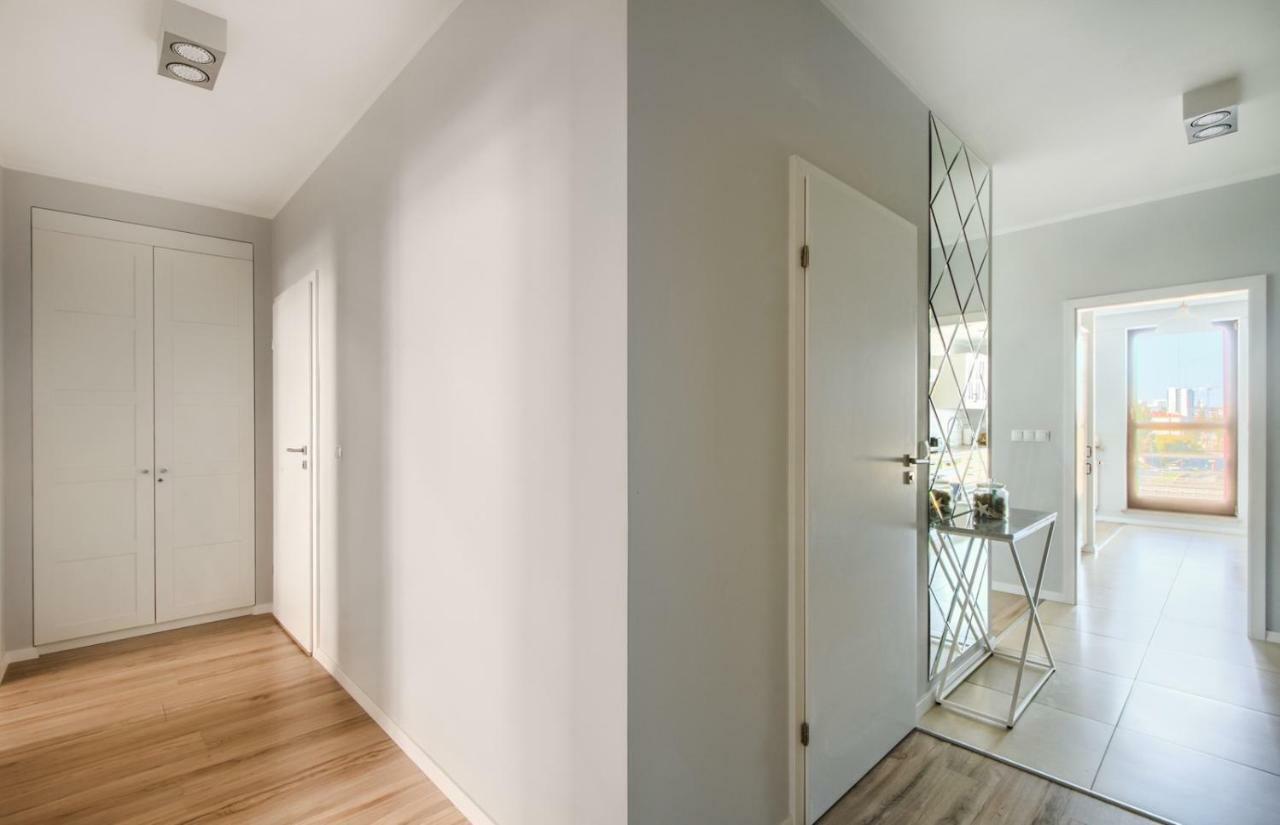 West Side Apartment Варшава Экстерьер фото